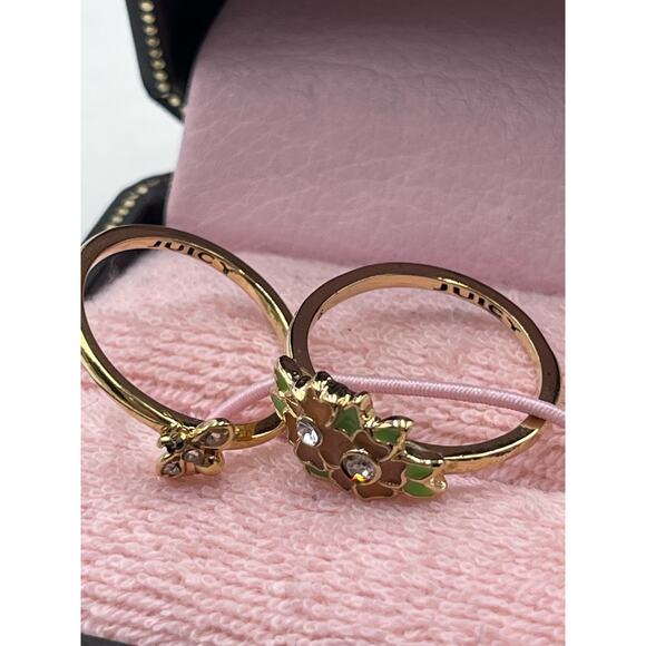 Juicy Couture Set of Two Rings Gold
tone enamel pink Flower Bumblebee Sz 6.25 - Picture 12 of 13